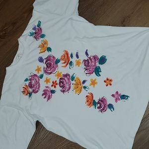 T tshirt.      #3381